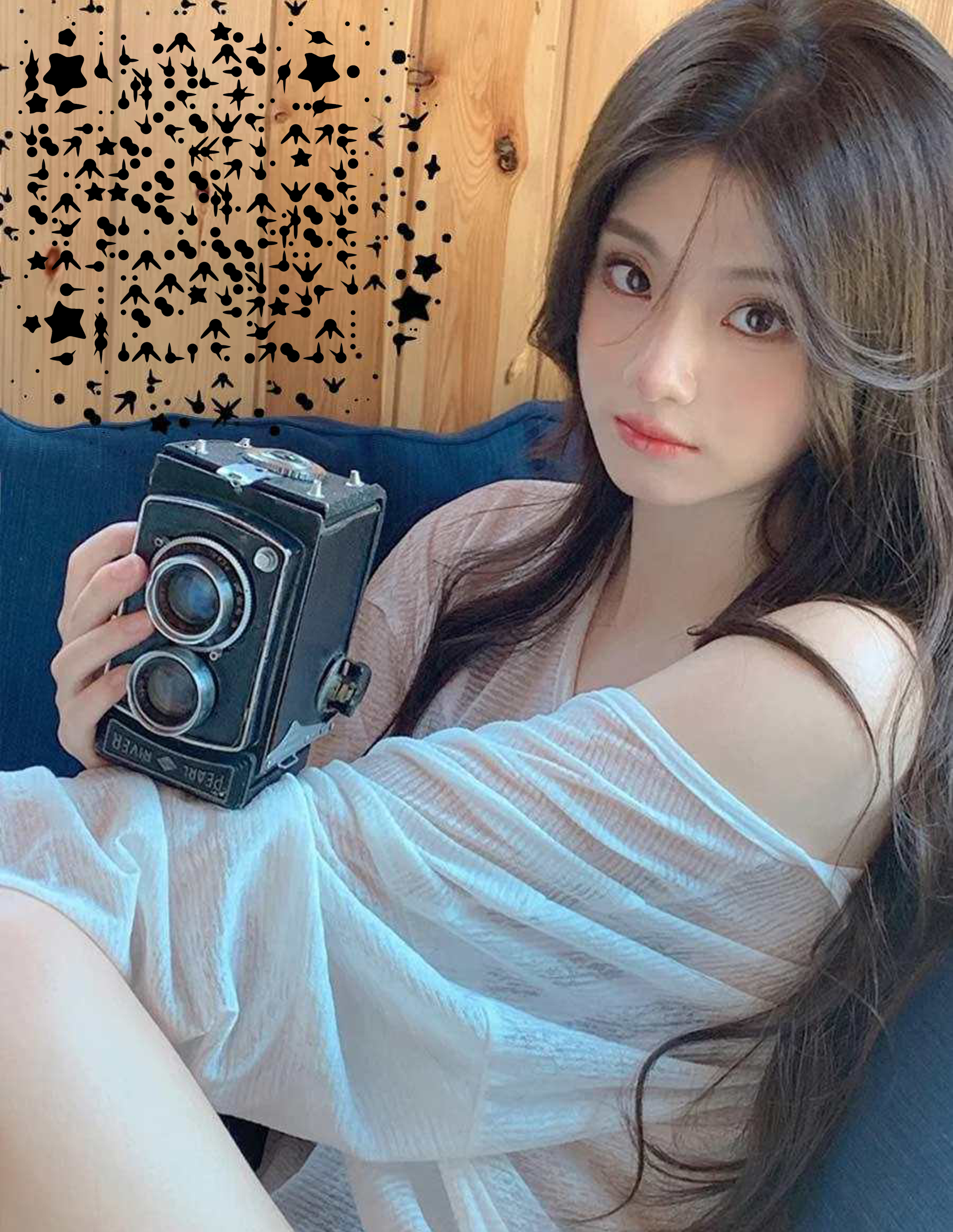 咸鱼商品作品封面美女相机黑色星星二维码二维码生成器-平面静态-微信名片